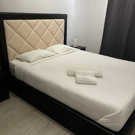 Apartamento Remodelado No Seixal 塞沙尔 外观 照片