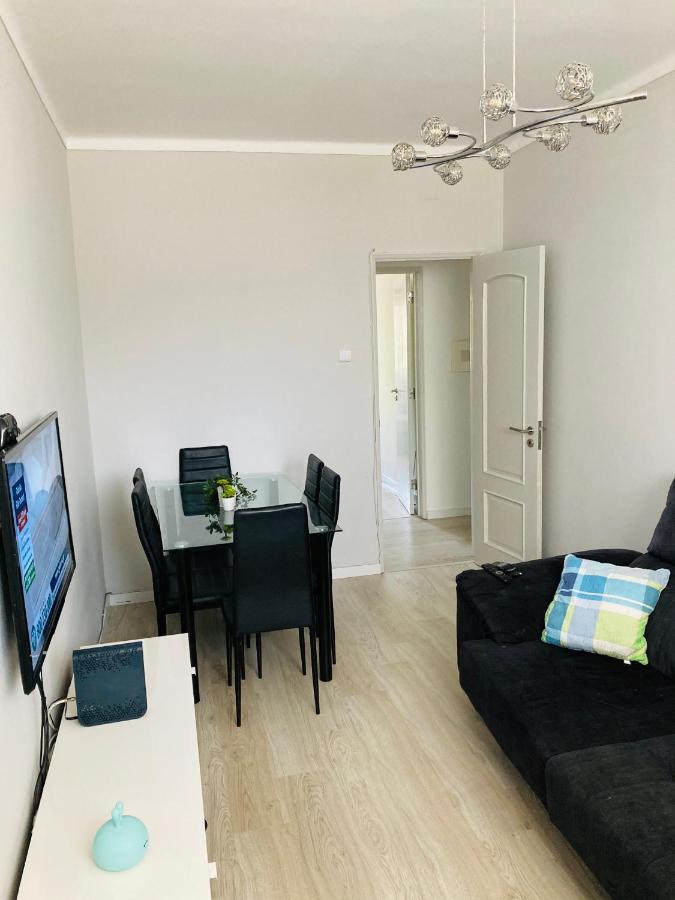 Apartamento Remodelado No Seixal 塞沙尔 外观 照片