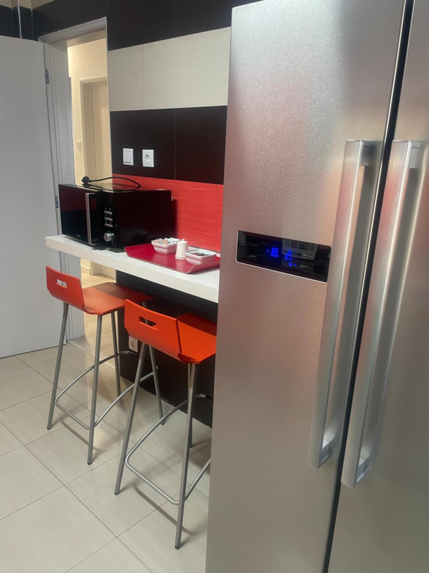 Apartamento Remodelado No Seixal 塞沙尔 外观 照片