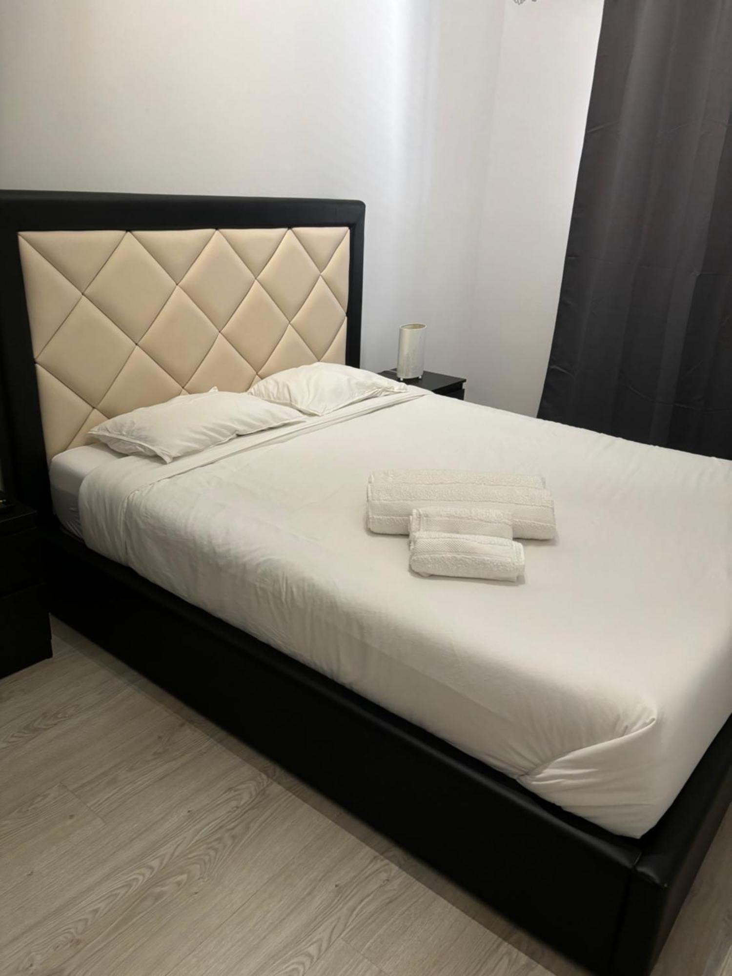 Apartamento Remodelado No Seixal 塞沙尔 外观 照片